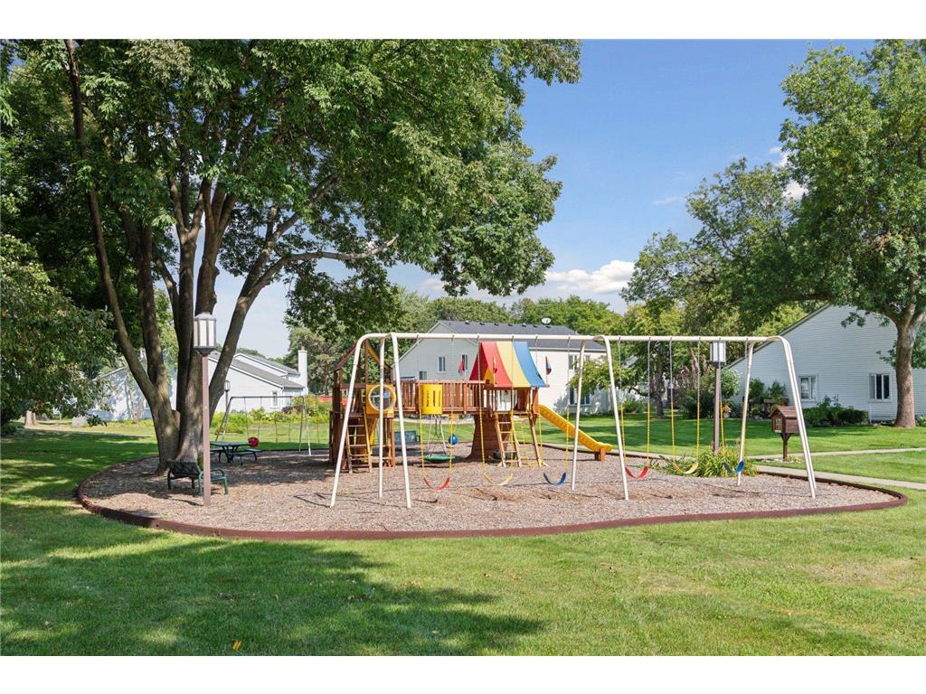 7449 Landau Drive Bloomington MN 55438 7062709 image29