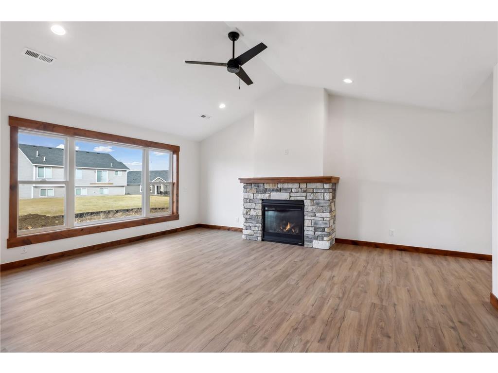 745 165th Street Hammond WI 54015 7087021 image16
