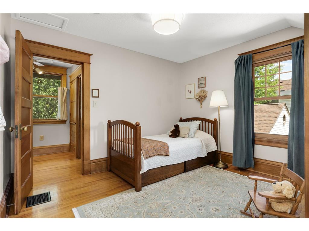 745 Aldine Street Saint Paul MN 55104 7086711 image22