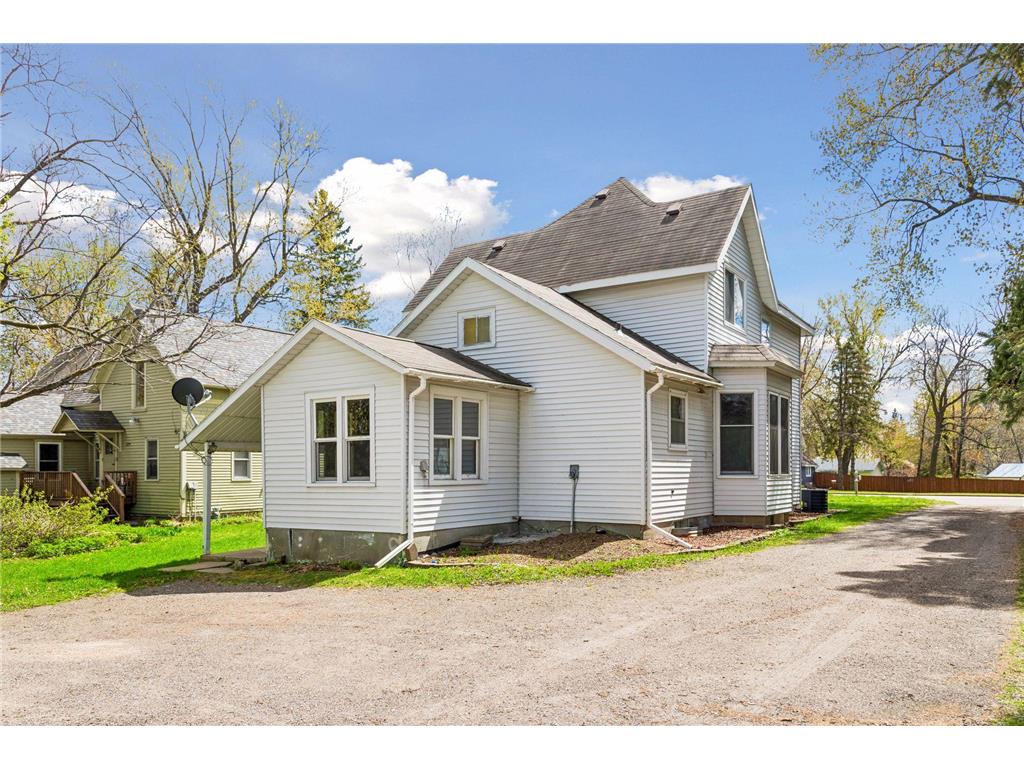 745 Broadway Street Hammond WI 54015 7067501 image29