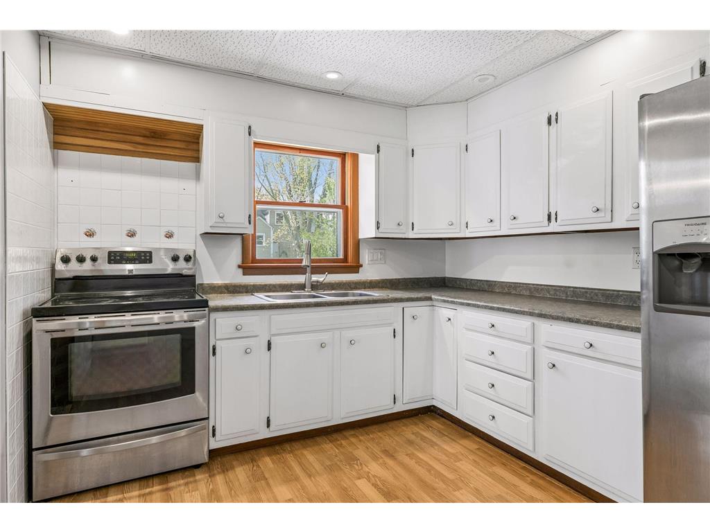 745 Broadway Street Hammond WI 54015 7067501 image4