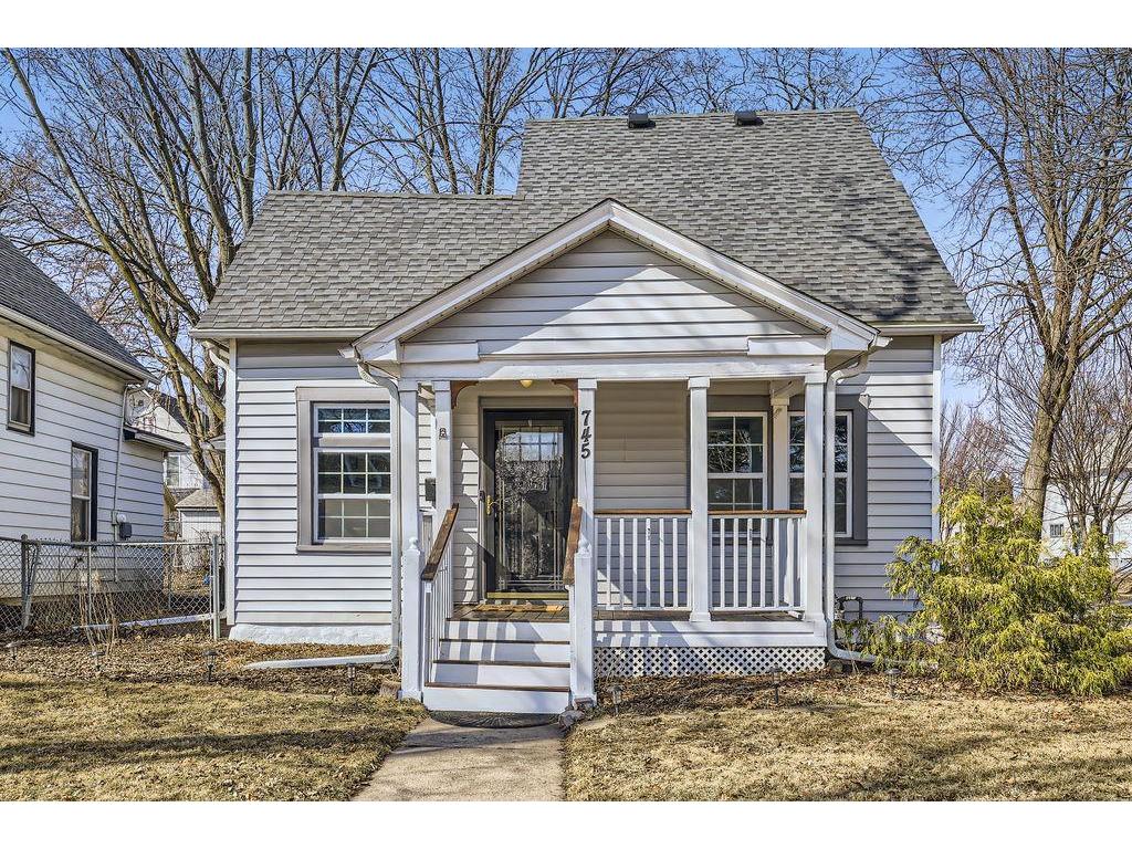 745 Manomin Avenue Saint Paul MN 55107 6677305 image1