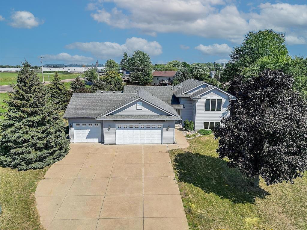 745 Shannon Lane, Belle Plaine, MN, 56011 MLS 6422054 Edina Realty