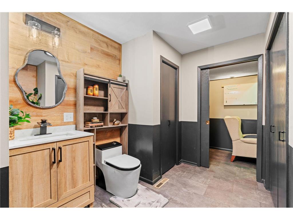 74500 240th Street Albert Lea MN 56007 7010518 image28