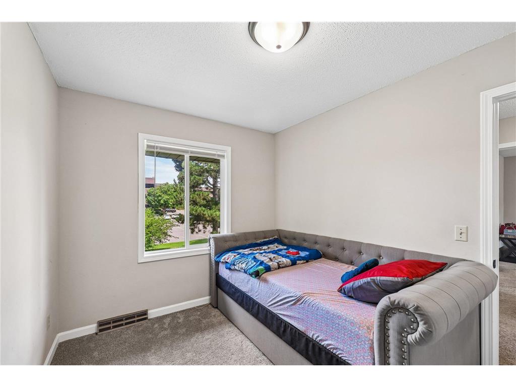 7454 Olson Memorial Highway Golden Valley MN 55427 7098853 image24