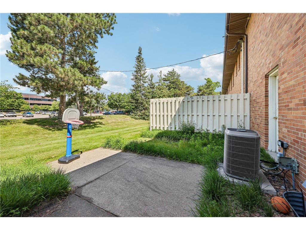 7454 Olson Memorial Highway Golden Valley MN 55427 7098853 image37