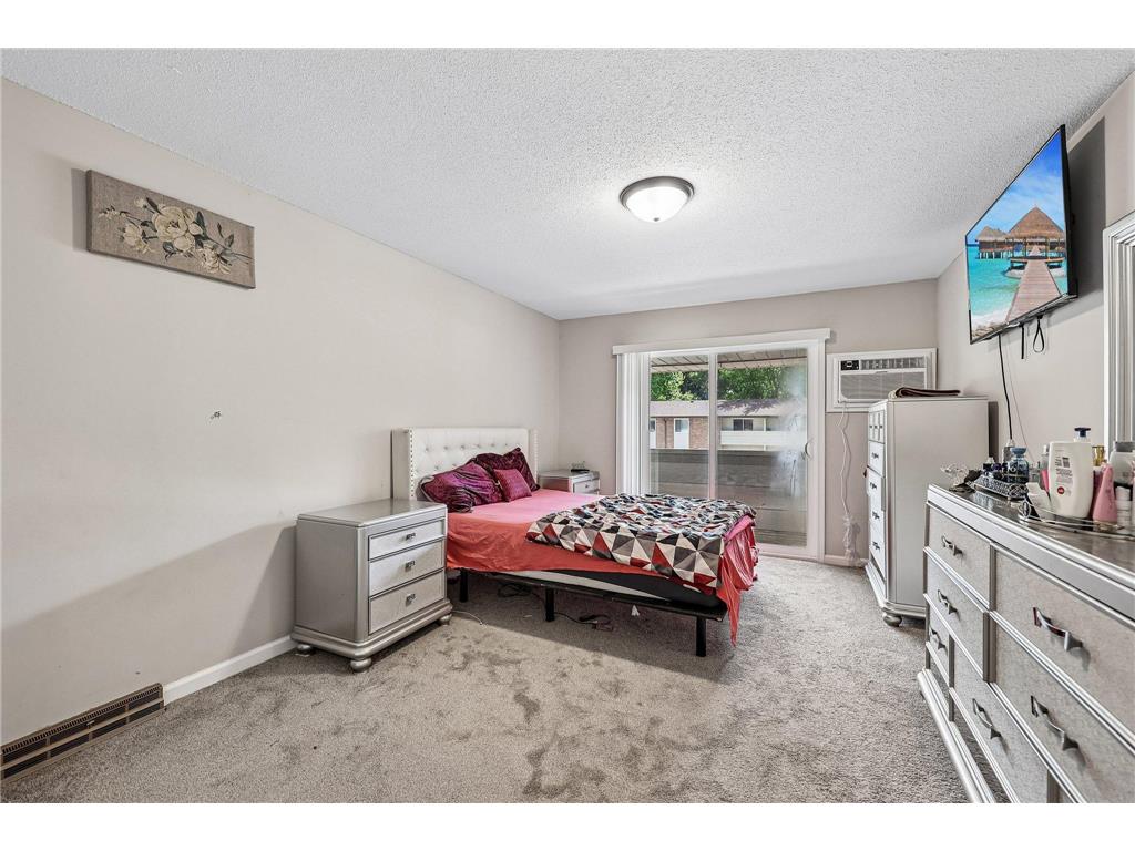 7454 Olson Memorial Highway Golden Valley MN 55427 7098853 image13