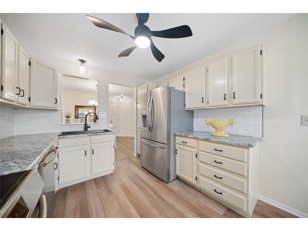 7455 W 110th Street Bloomington MN 55438 7016288 image13