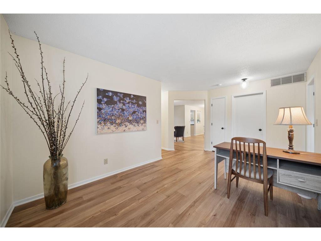 7455 W 110th Street Bloomington MN 55438 7016288 image17