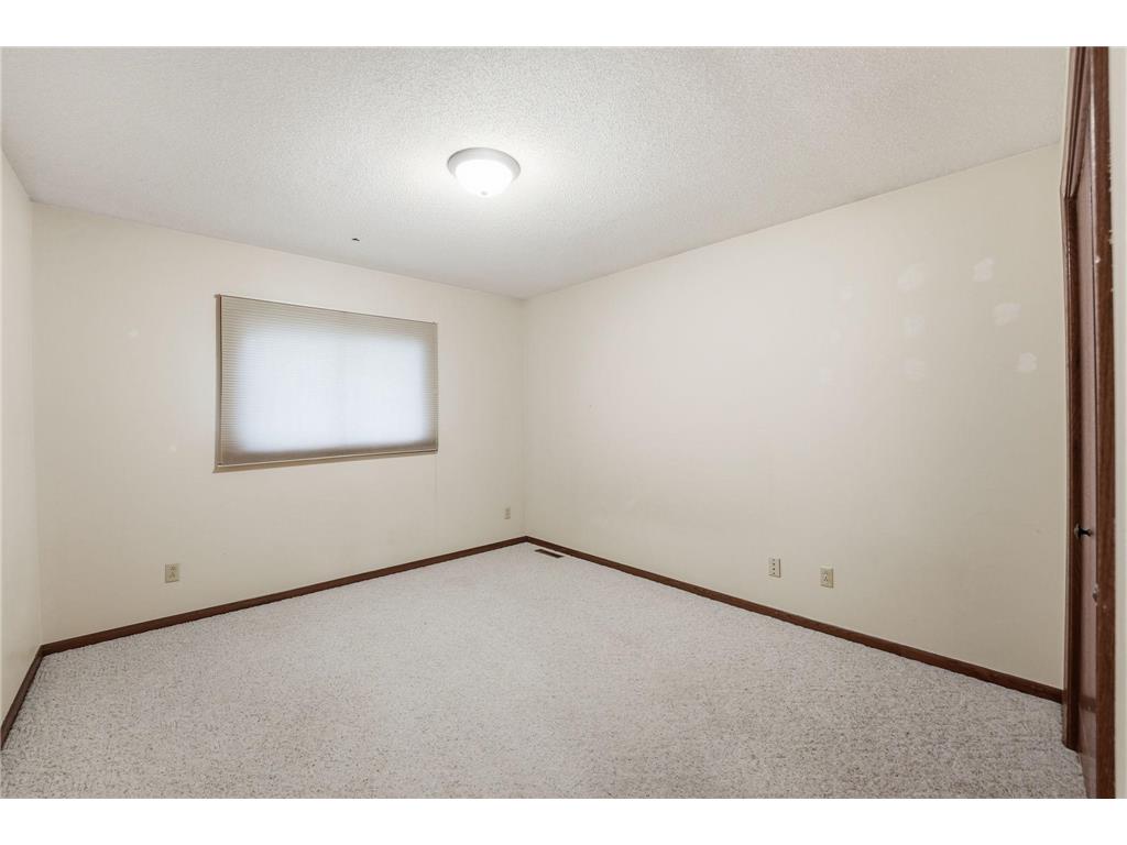 746 11 1/2 Street N Sauk Rapids MN 56379 7096568 image22