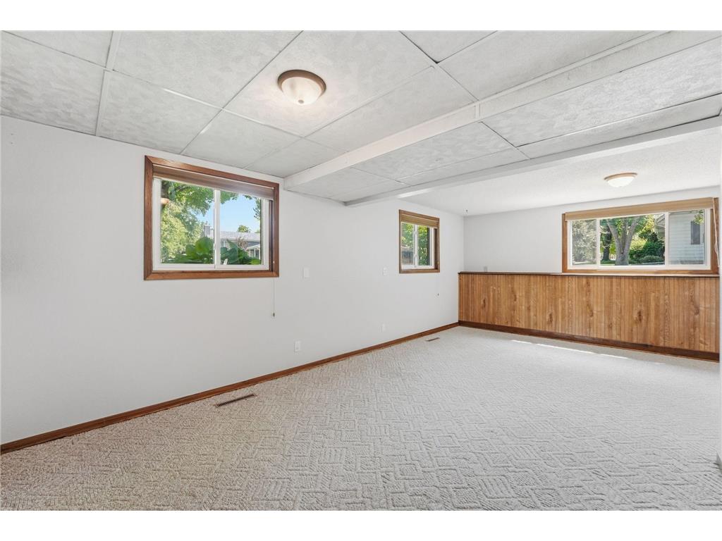 746 11 1/2 Street N Sauk Rapids MN 56379 7096568 image25