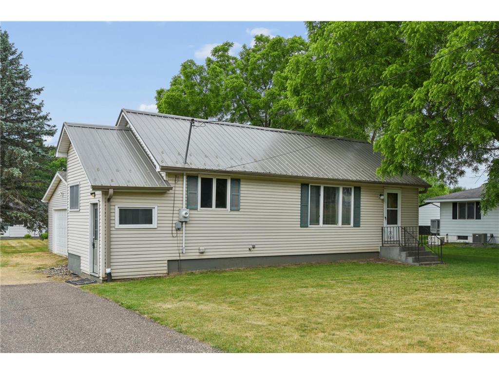 746 1st Street Glenwood City WI 54013 7088362 image5
