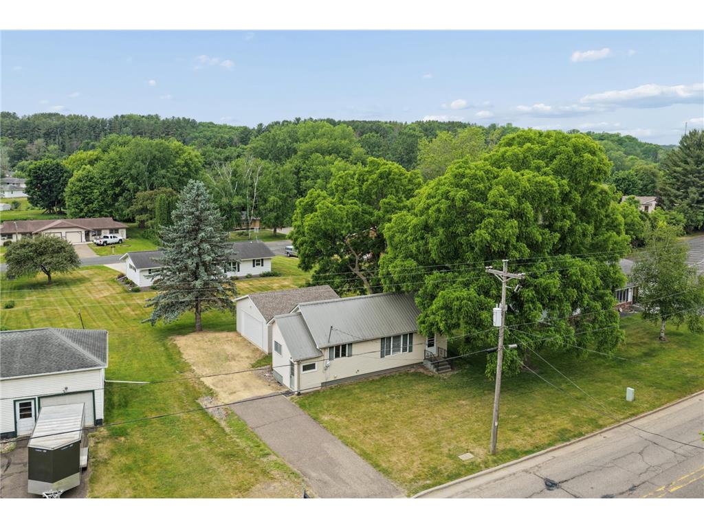 746 1st Street Glenwood City WI 54013 7088362 image3