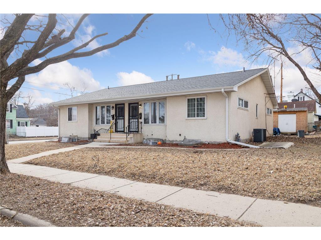 746-748 W Minnehaha Avenue Saint Paul MN 55104 6686139 image1