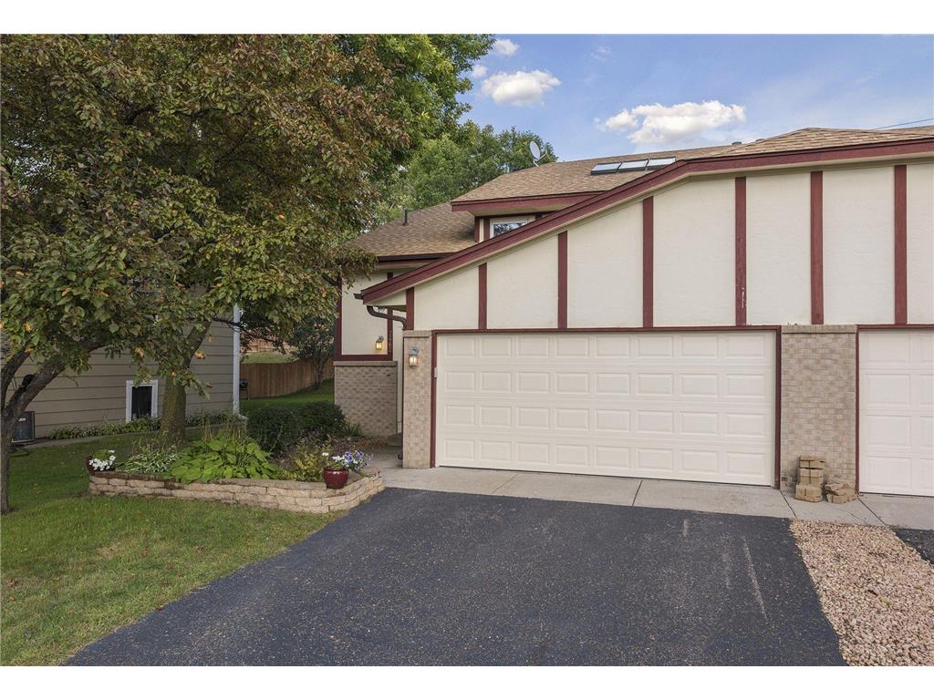 7462 Vinewood Lane N Maple Grove MN 55311 6407838 image1