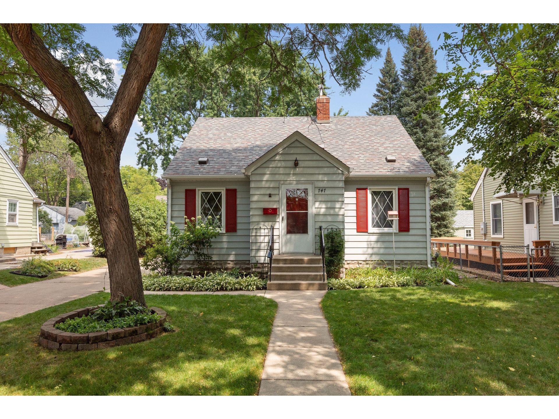 747 Hoyt Avenue W, Saint Paul, MN 55117 MLS 6081876 Edina Realty