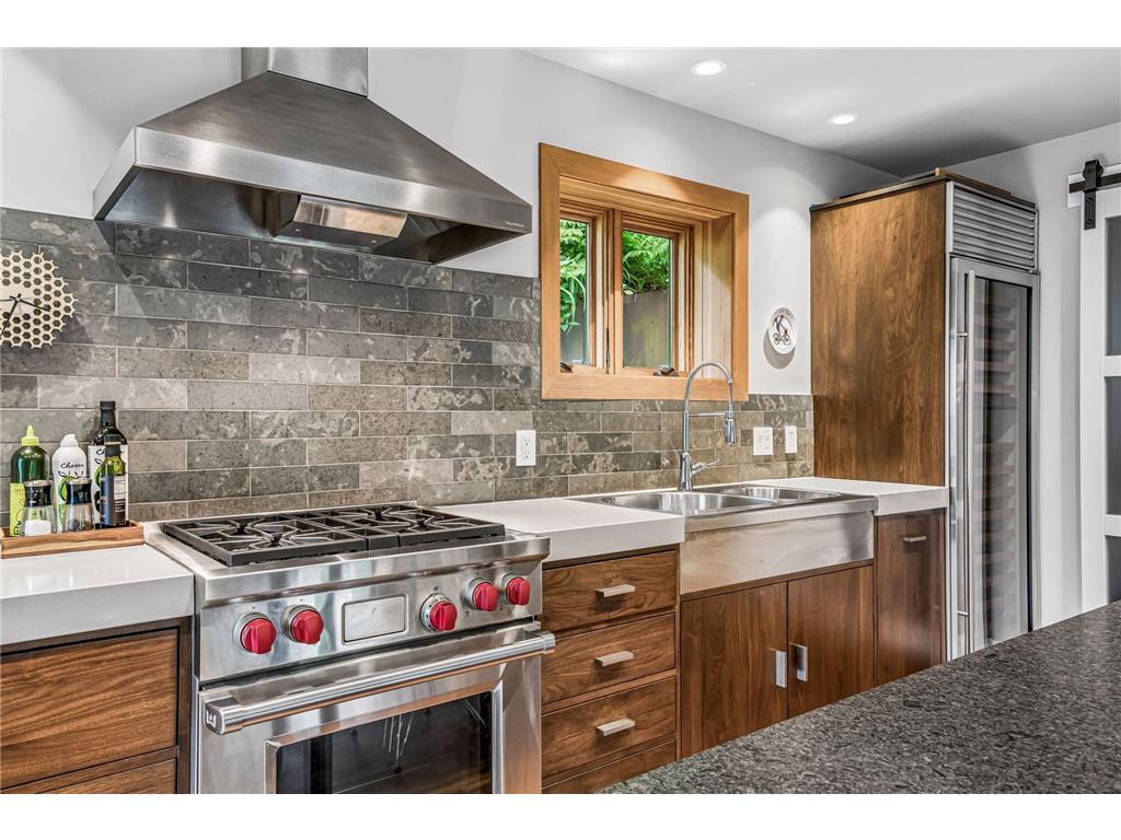 747 Kenwood Parkway Minneapolis MN 55403 7106175 image26