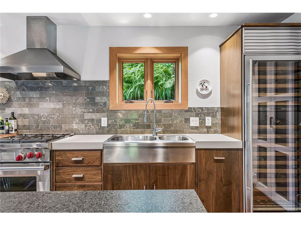 747 Kenwood Parkway Minneapolis MN 55403 7106175 image27