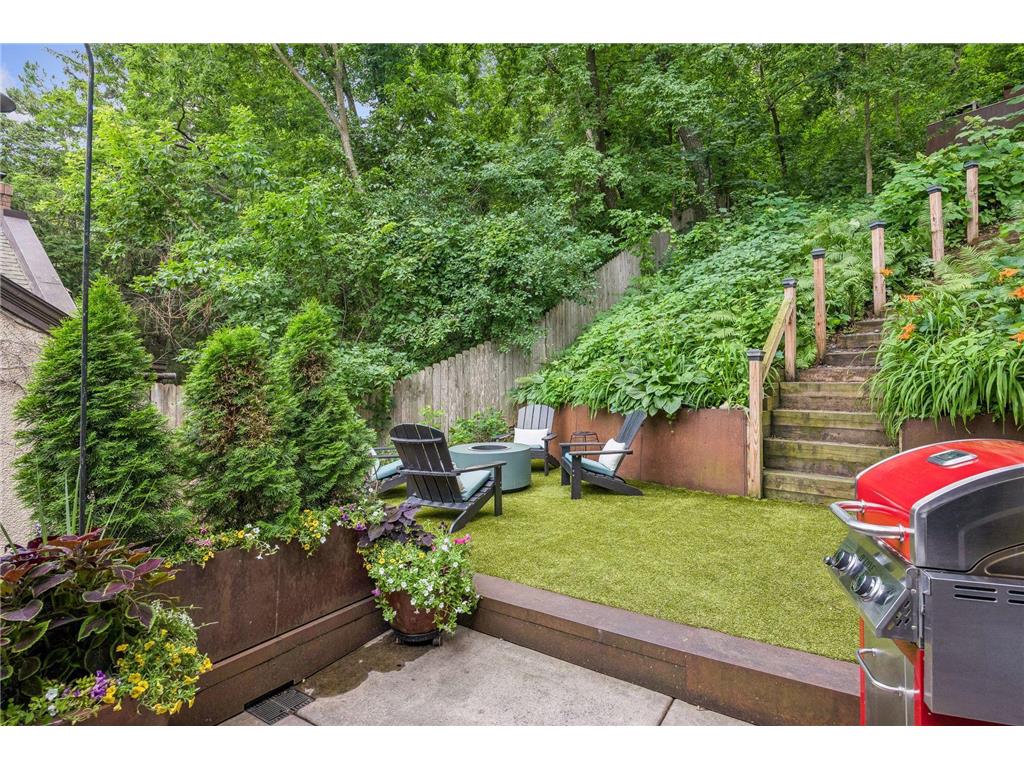 747 Kenwood Parkway Minneapolis MN 55403 7106175 image55