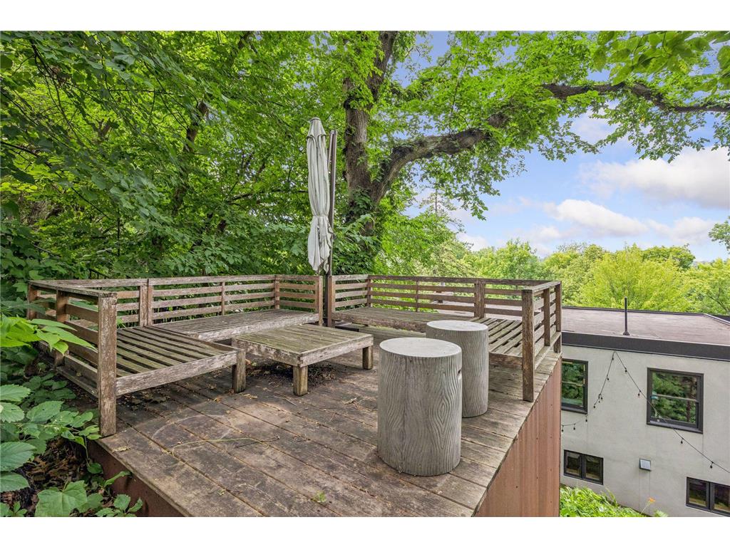 747 Kenwood Parkway Minneapolis MN 55403 7106175 image60