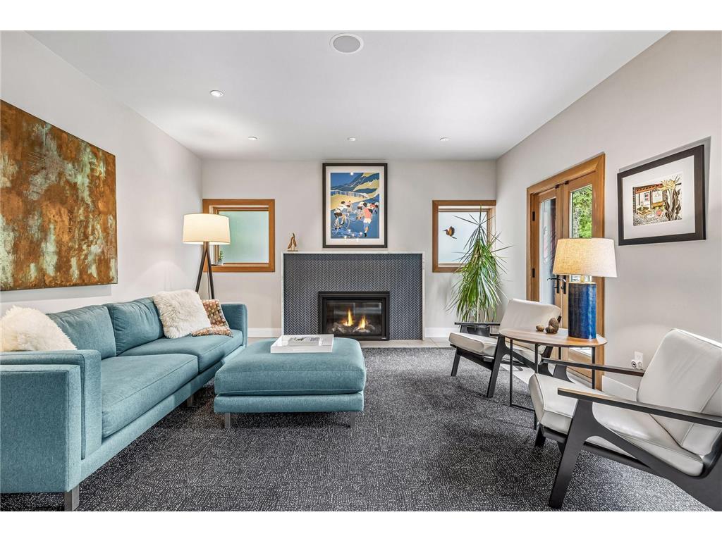 747 Kenwood Parkway Minneapolis MN 55403 7106175 image7