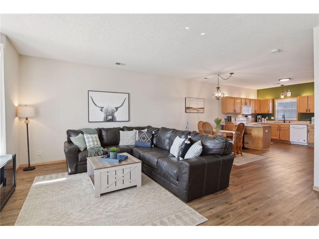 747 Scheffer Avenue Saint Paul MN 55102 6498273 image1