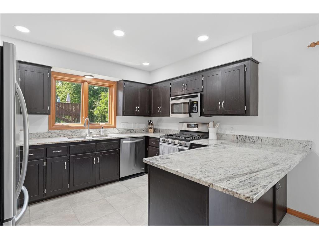 7470 Atherton Way Eden Prairie MN 55346 7084758 image5