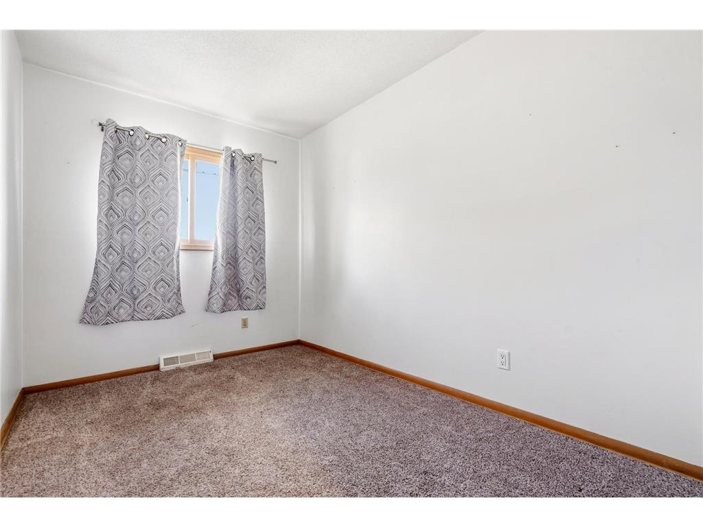 7471 Van Buren Street NE Fridley MN 55432 7030187 image12
