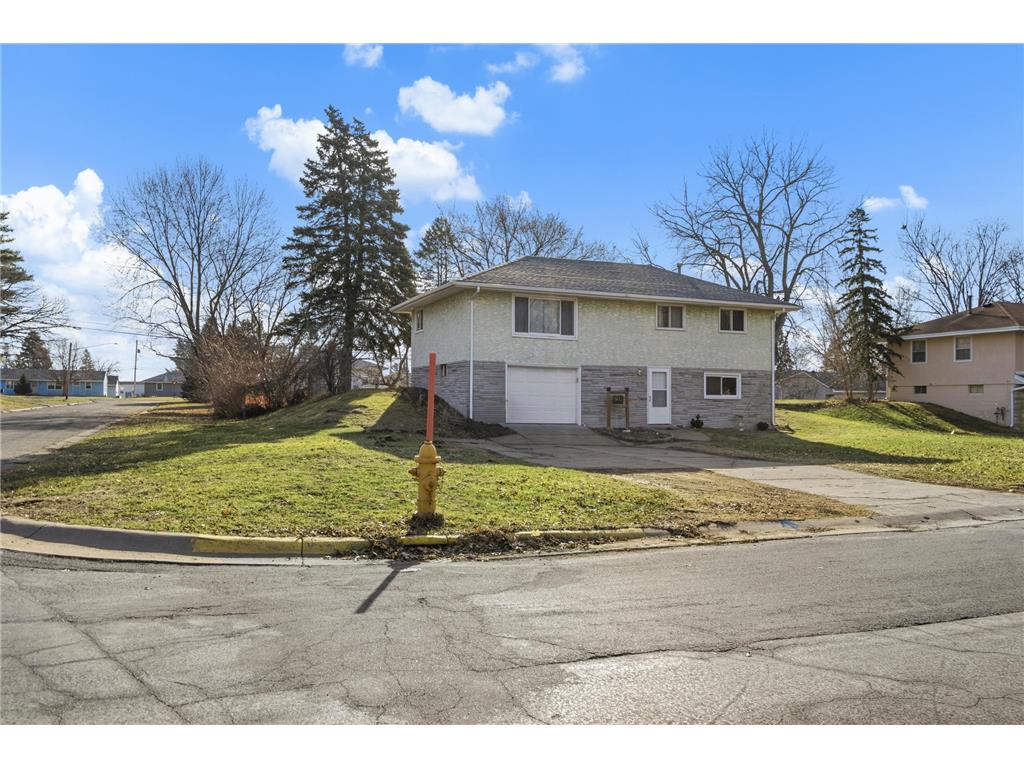 7471 Van Buren Street NE Fridley MN 55432 7030187 image2