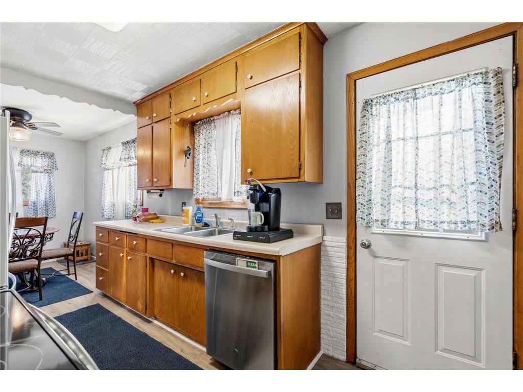 7471 Van Buren Street NE Fridley MN 55432 7030187 image8