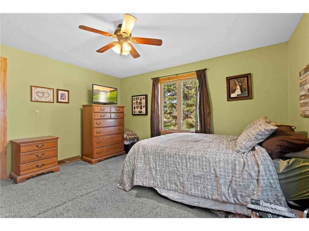 74718 270th Avenue Hayfield MN 55940 7059823 image11