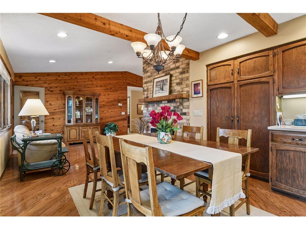 7474 Saratoga Drive Chanhassen MN 55317 7092589 image12