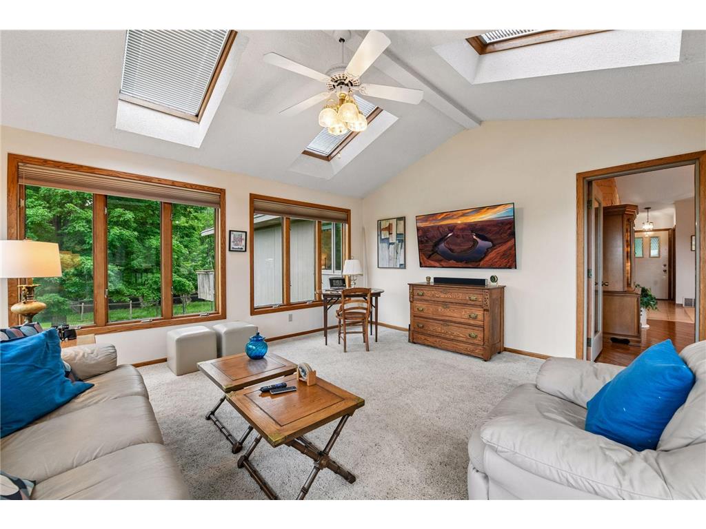 7474 Saratoga Drive Chanhassen MN 55317 7092589 image15