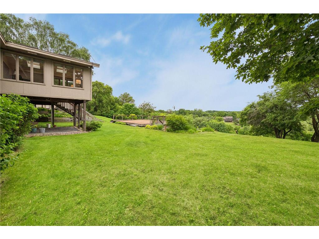 7474 Saratoga Drive Chanhassen MN 55317 7092589 image31