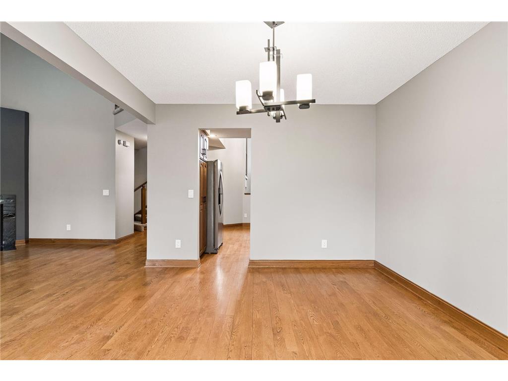 7476 Cahill Road Edina MN 55439 7031096 image10