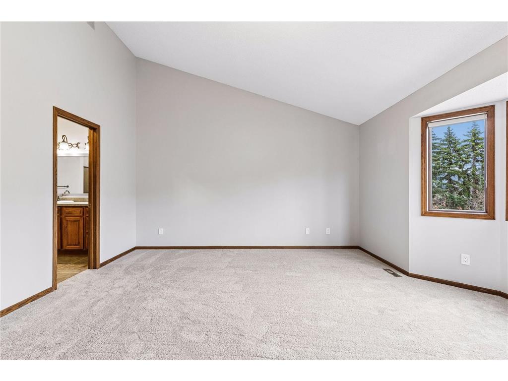 7476 Cahill Road Edina MN 55439 7031096 image24