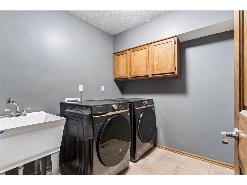 7476 Cahill Road Edina MN 55439 7031096 image4