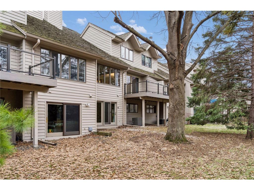 7476 Cahill Road Edina MN 55439 7031096 image42