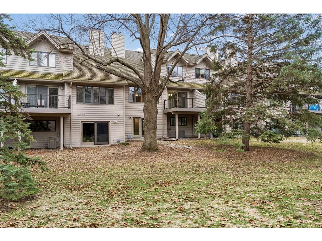 7476 Cahill Road Edina MN 55439 7031096 image43