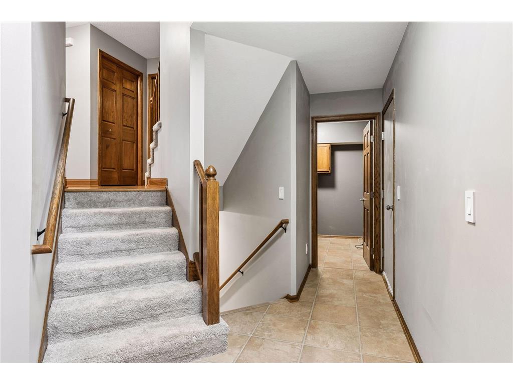 7476 Cahill Road Edina MN 55439 7031096 image5