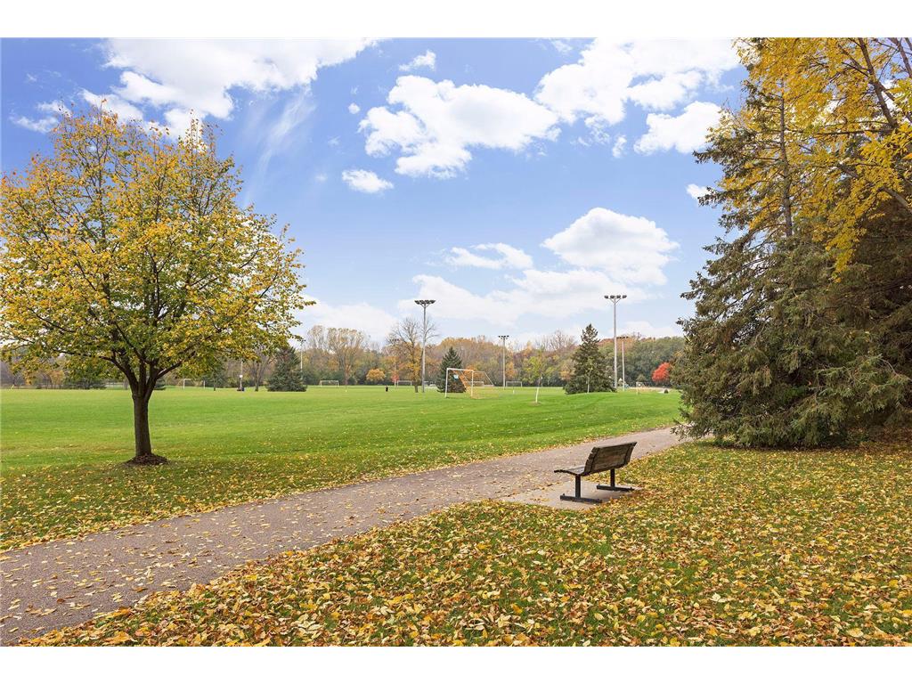 7476 Cahill Road Edina MN 55439 7031096 image51