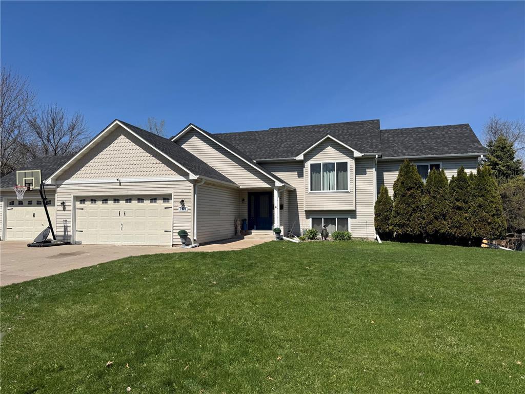 7478 31st Street N Oakdale MN 55128 7058347 image1