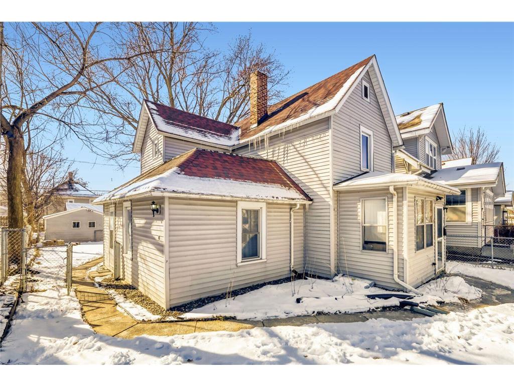 748 Case Avenue E Saint Paul MN 55106 7027500 image1