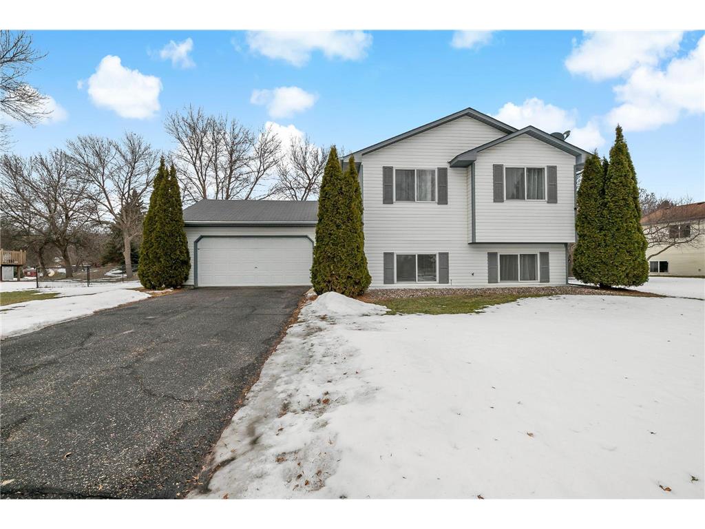 748 Kirche Hill Drive Carver MN 55315 7007307 image1