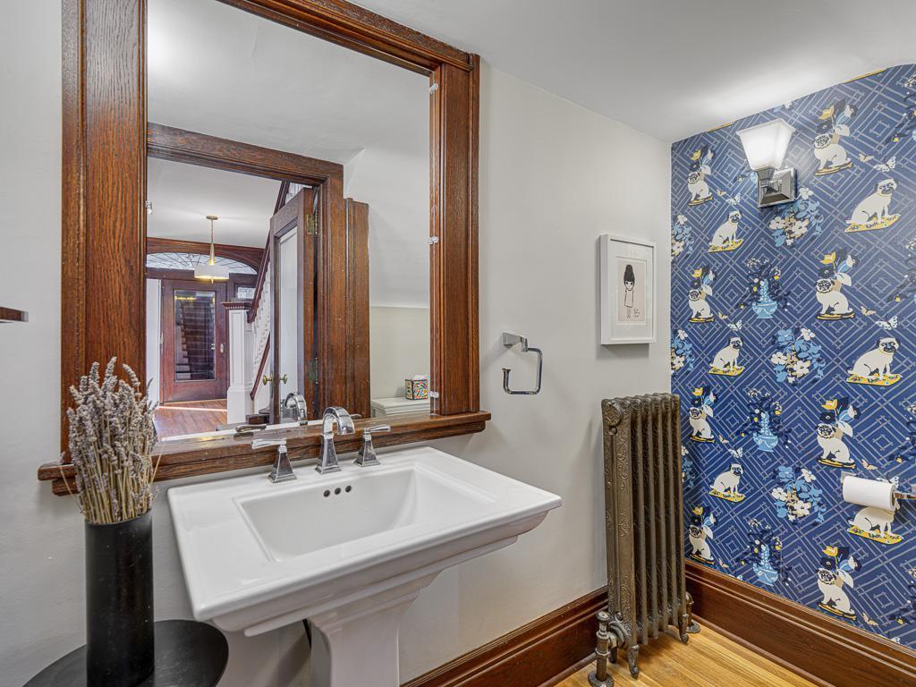 748 Linwood Avenue Saint Paul MN 55105 6814835 image13