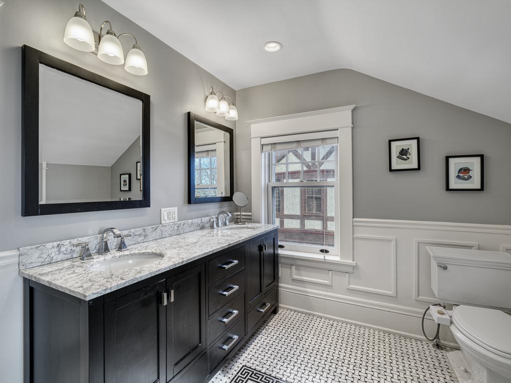 748 Linwood Avenue Saint Paul MN 55105 6814835 image24