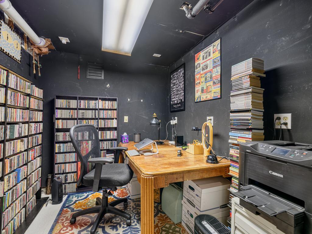 748 Linwood Avenue Saint Paul MN 55105 6814835 image32