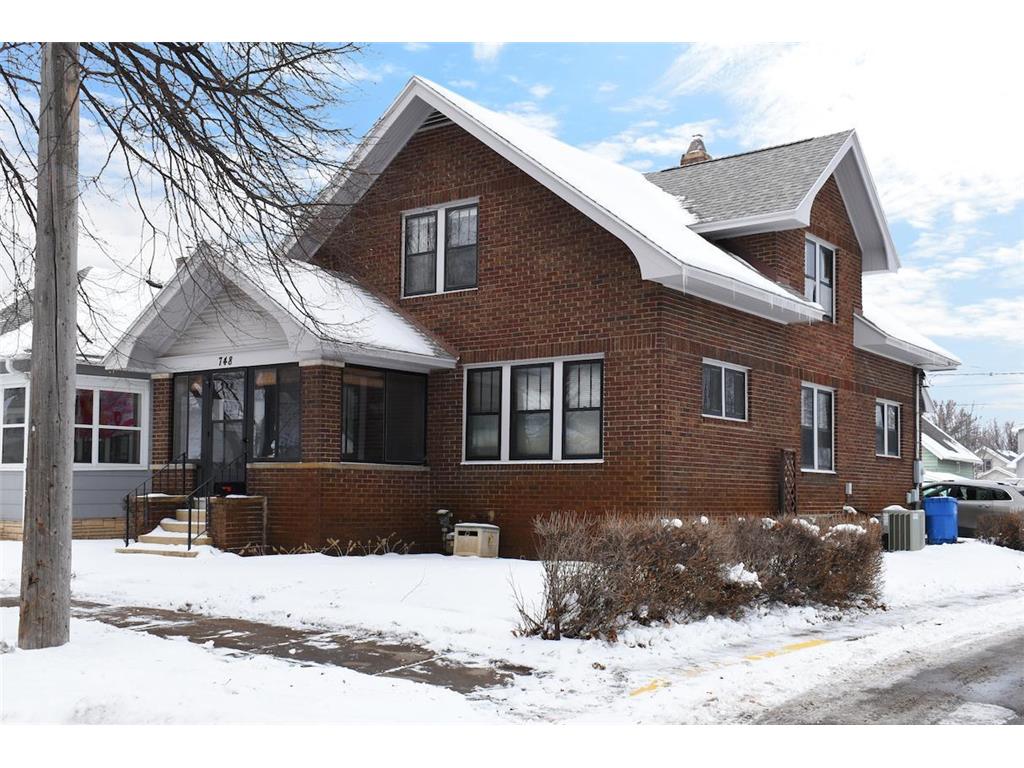 748 W 5th Street Winona MN 55987 6327401 image1