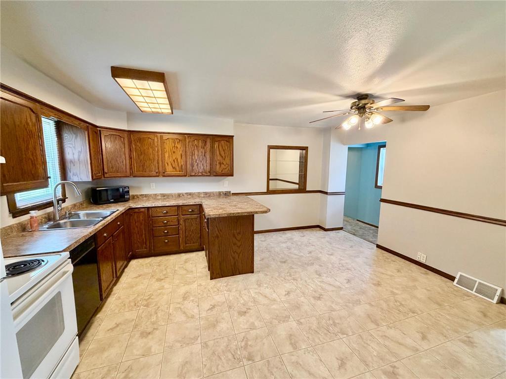 748 West Avenue Red Wing MN 55066 7067884 image15