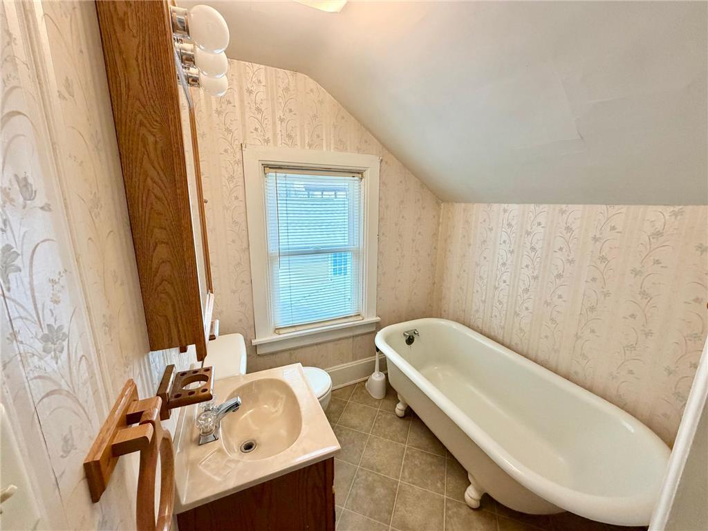 748 West Avenue Red Wing MN 55066 7067884 image23